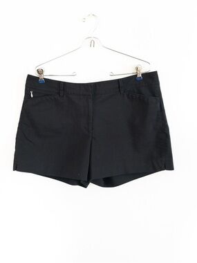 White House Black Market WHBM Classic Black Flat Front Shorts 12 Workwear Tailor